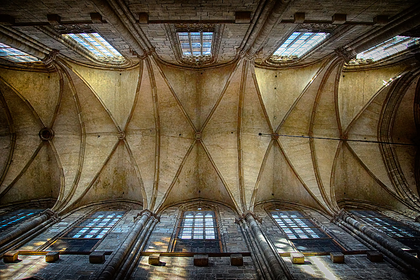 Blick zur Decke, im Dom zu Halberstadt