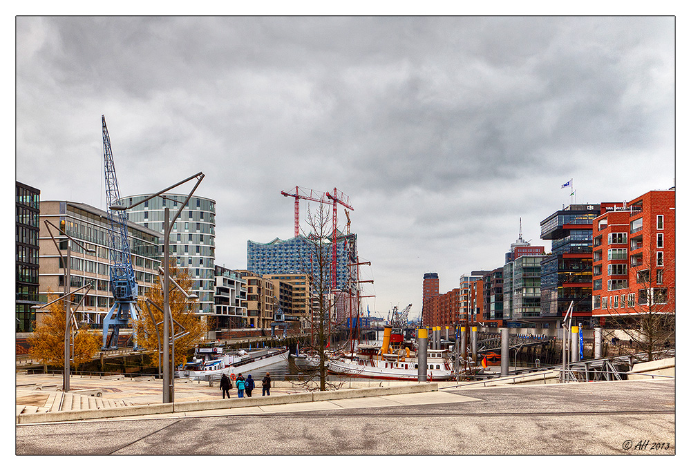 Blick zur Elbphilharmonie