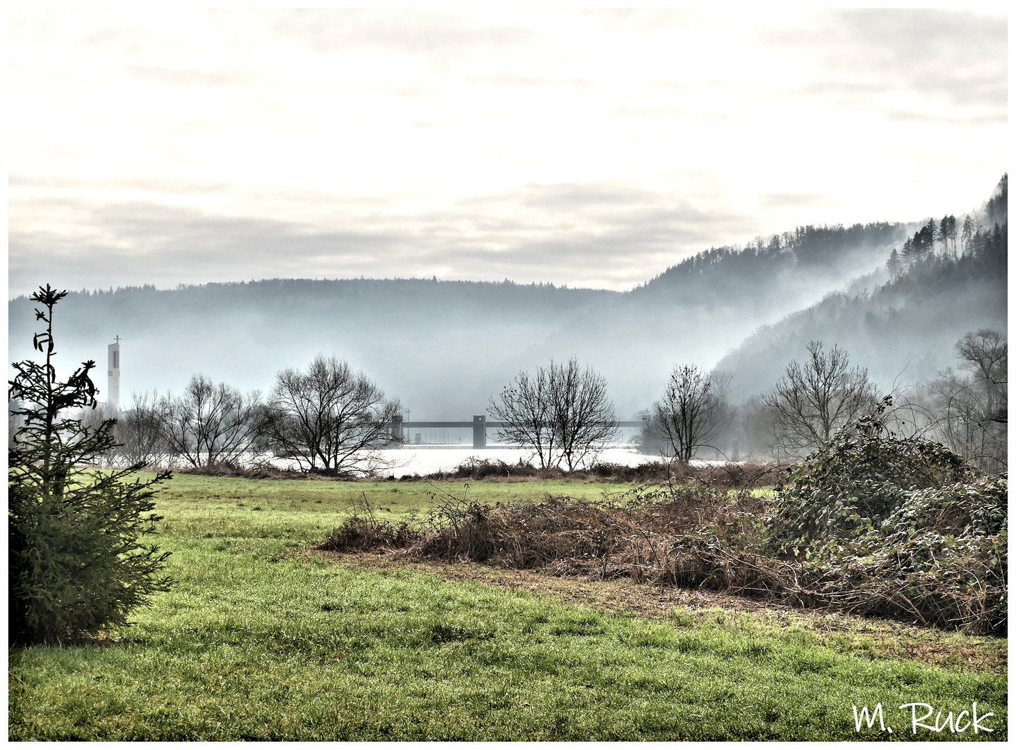 Blick zur Faulbacher Schleuse !