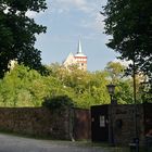 Blick zur Michaeliskirche