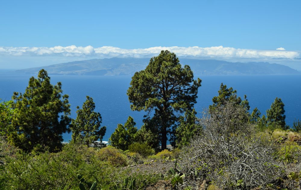 Blick zur Nachbarinsel Gomera