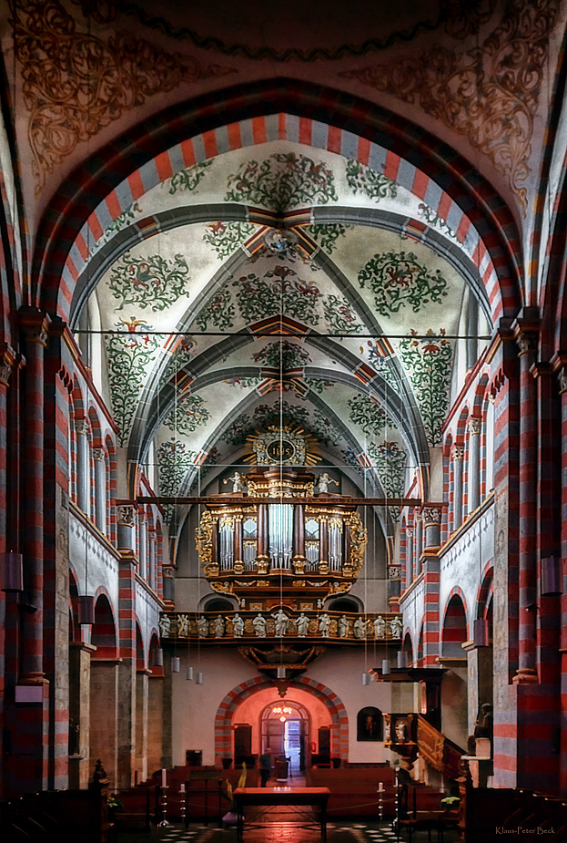 Blick zur Orgel