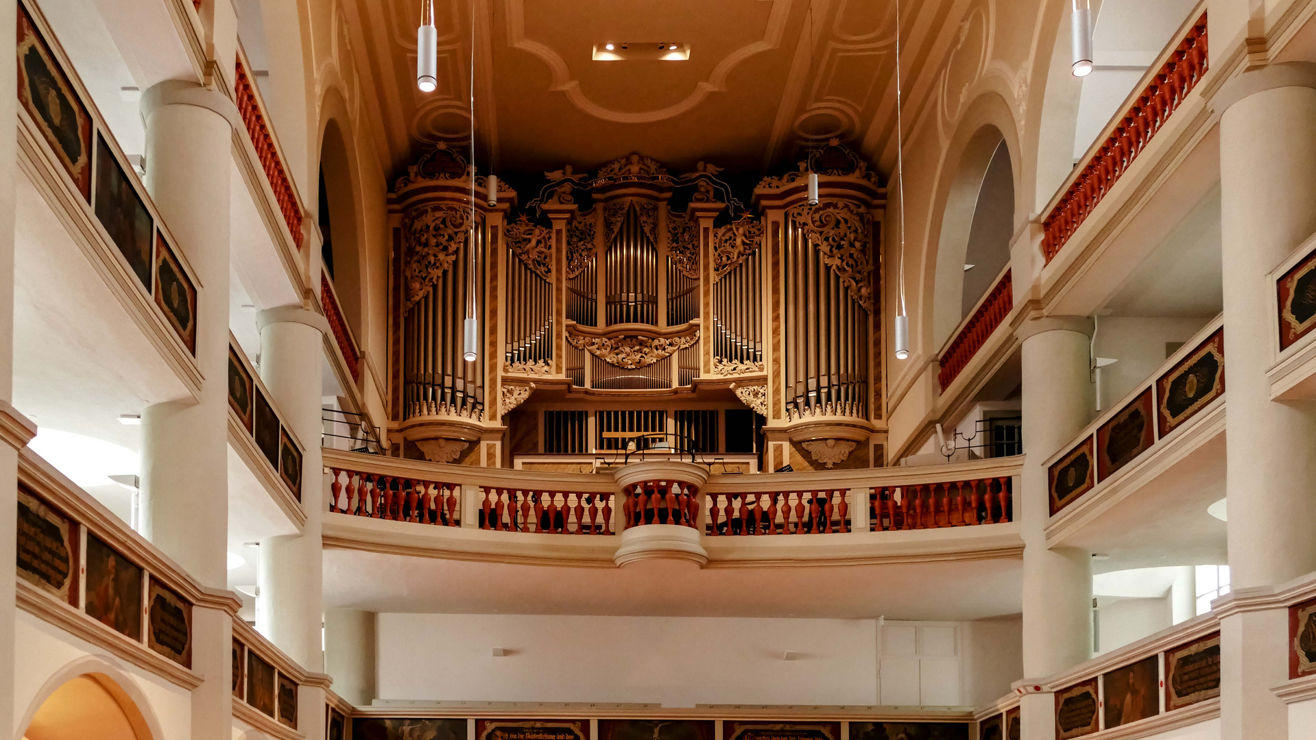 Blick zur Orgel in der Georgenkirche in Eisenach