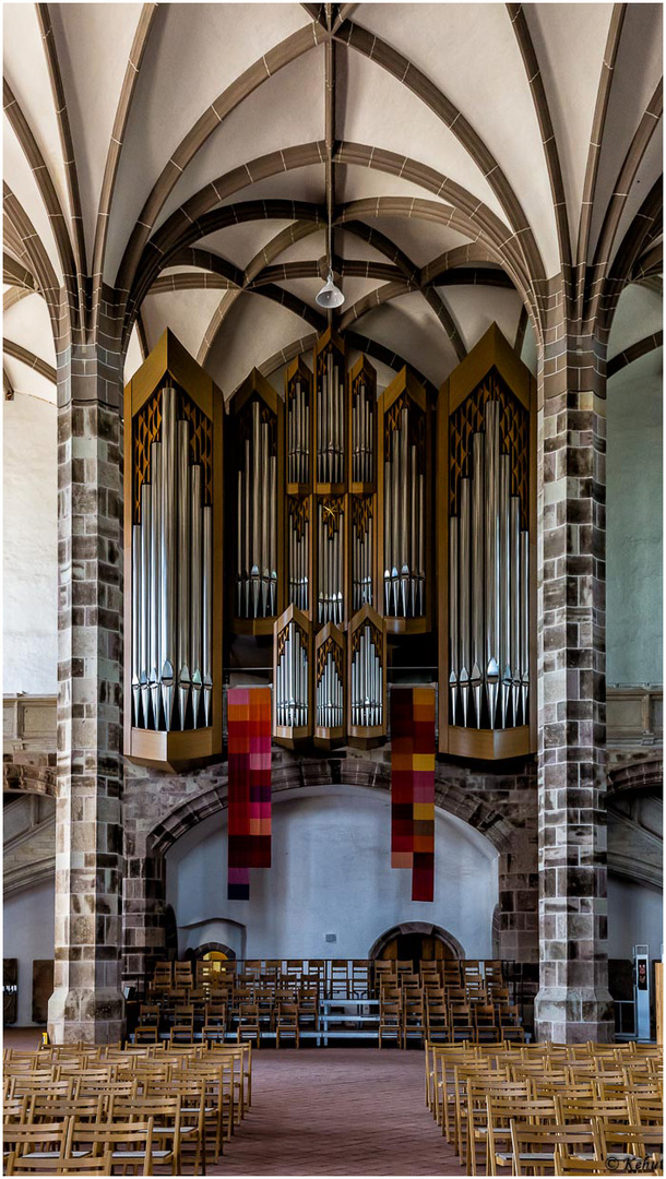 Blick zur Orgel in der St.Wolfgangkirche