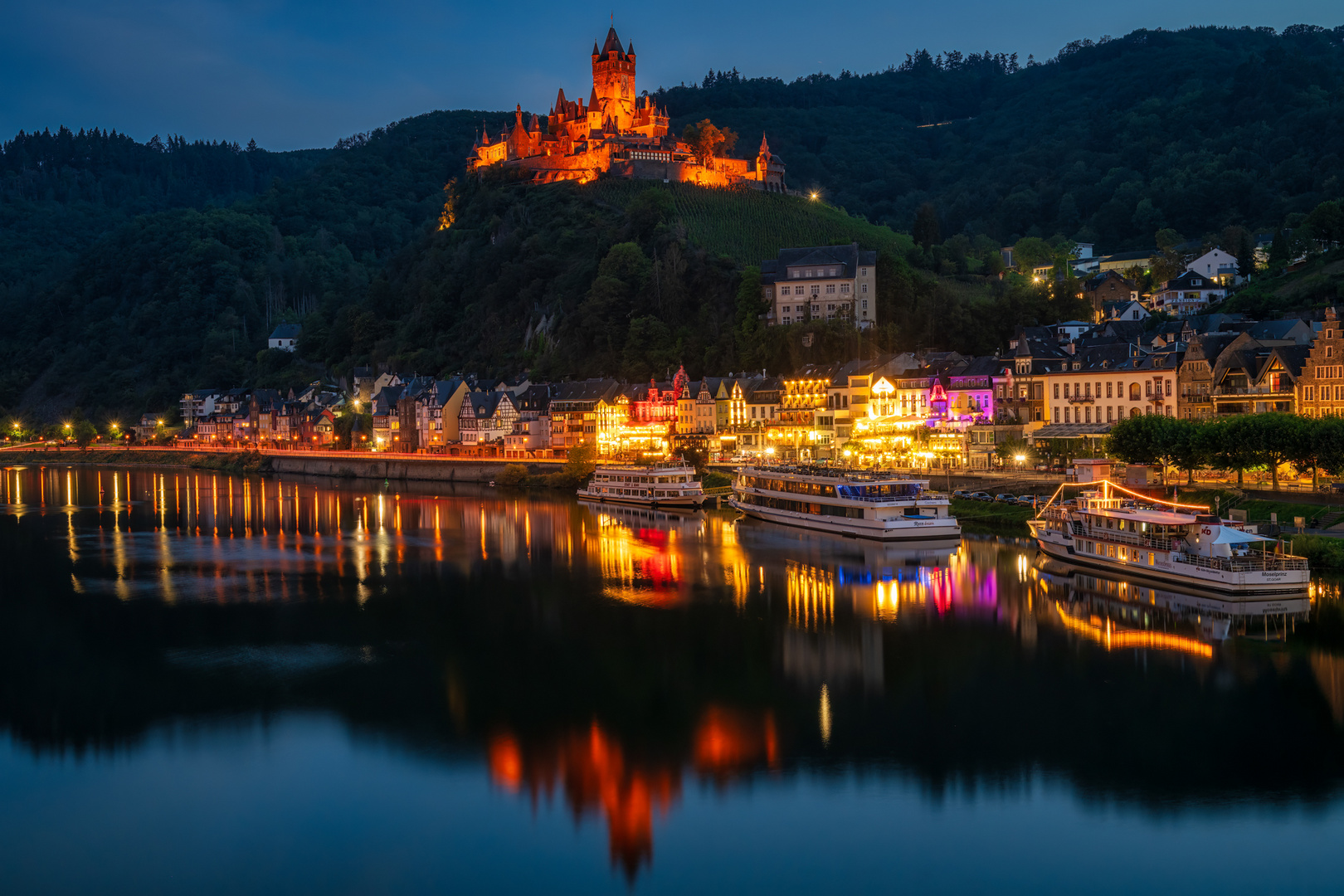 Blick zur Reichsburg in Cochem