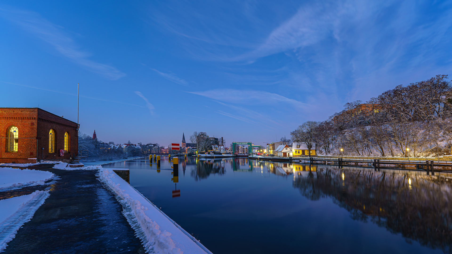 Blick zur Schleuse 