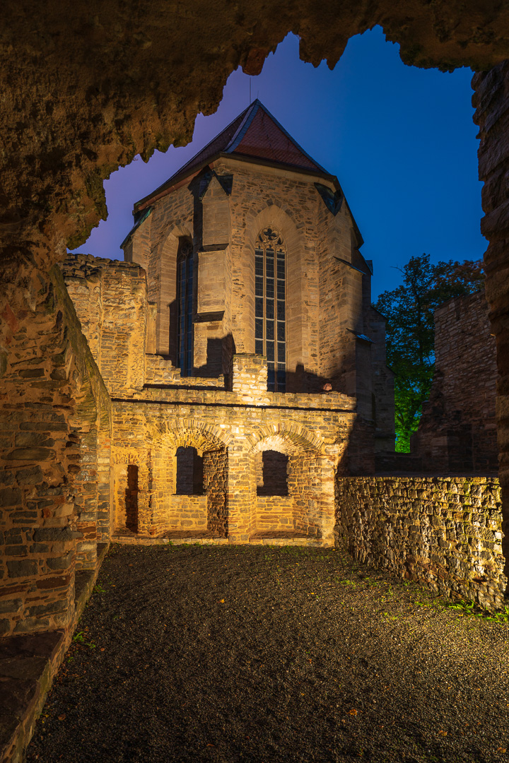 Blick zur Schlosskirche (1) am Abend