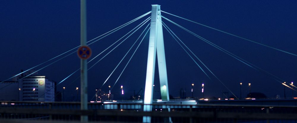 Blick zur Severinsbrücke