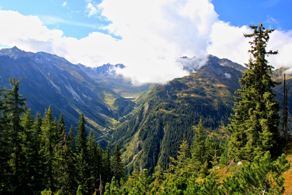 Blick zur Silvretta Hochalpenstraße