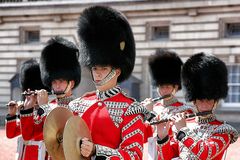 Blickkontakt @ Changing The Guard / Buckingham Palace / London
