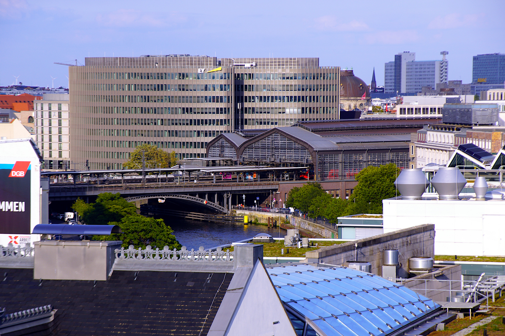 Blickrichtung Osten: Friedrichstraße