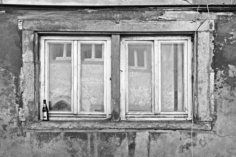 BLIND Foto &amp; Bild spezial, fenster, marodes Bilder auf