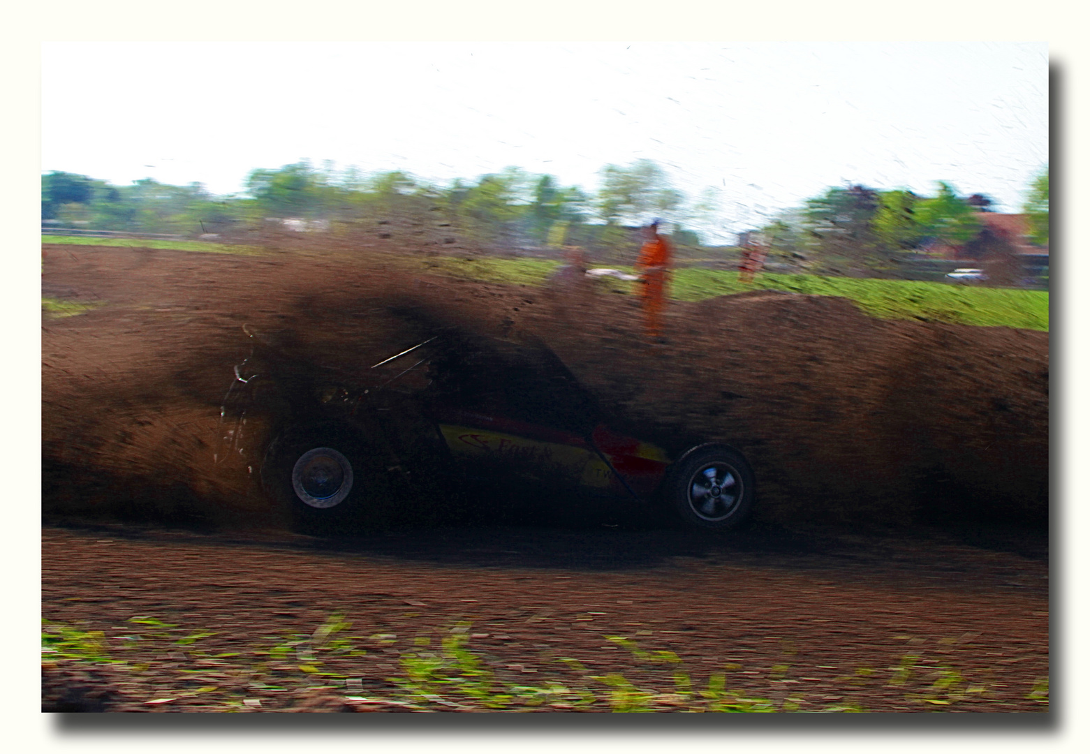 Blindflug? Nein, die normale Sicht eines AutoCross Fahrers.....