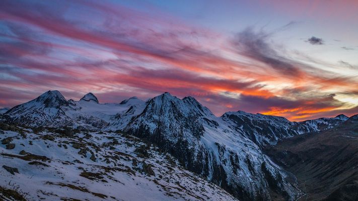 Blinnenhorn (links im Bild)