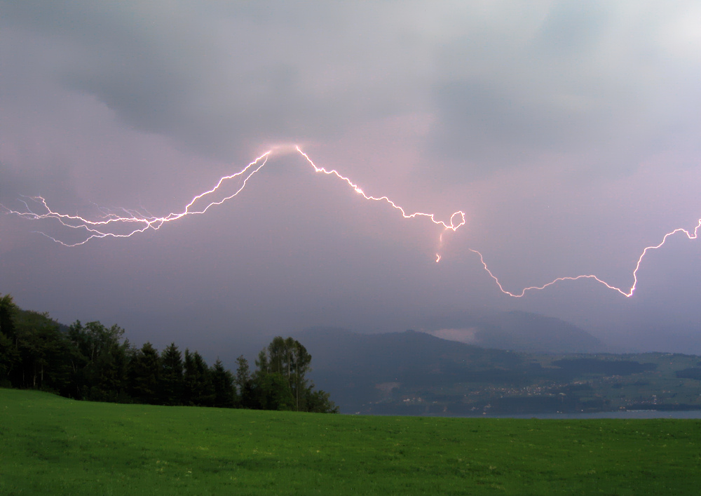 Blitz in den Alpen