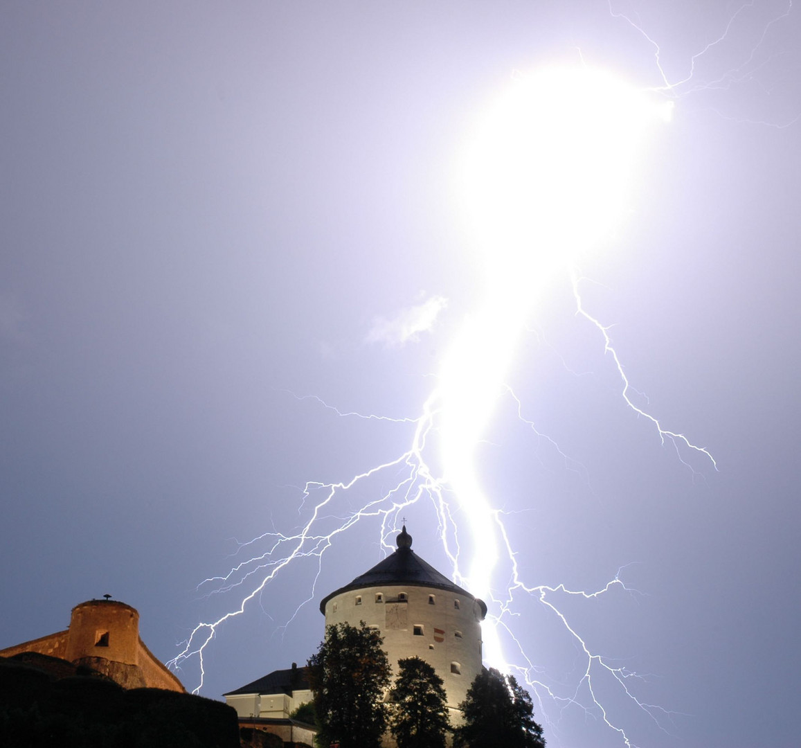 Blitz über der Festung Kufstein