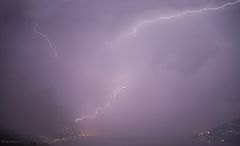 Blitze am Lago Maggiore