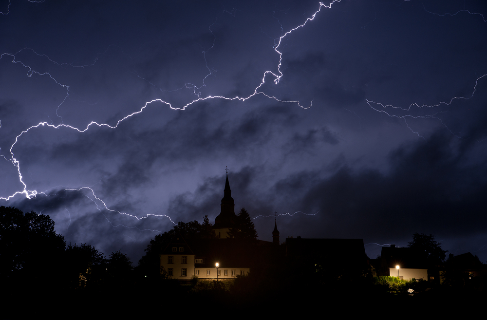 Blitze über der Altstadt