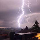 Blitzeinschlag in den Strommast