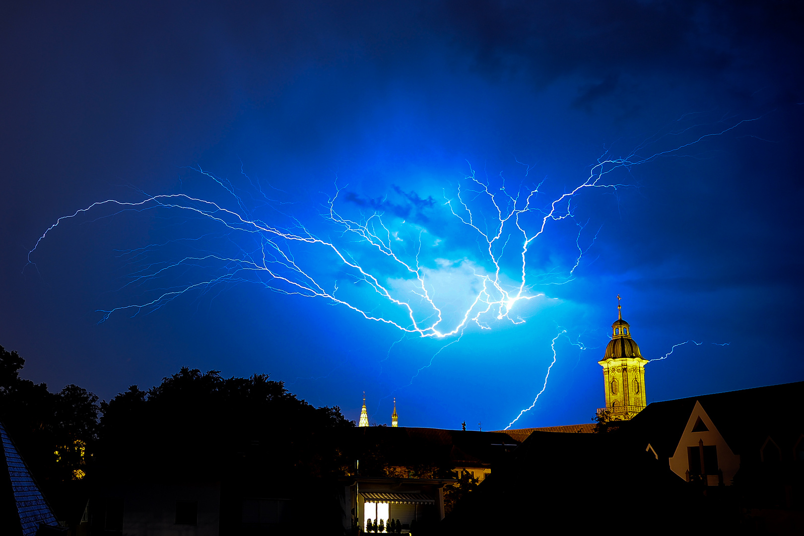 Blitzlichtgewitter