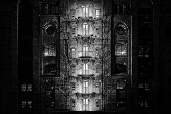 Block U - Black & White