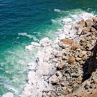 Blocs de sel sur la mer morte