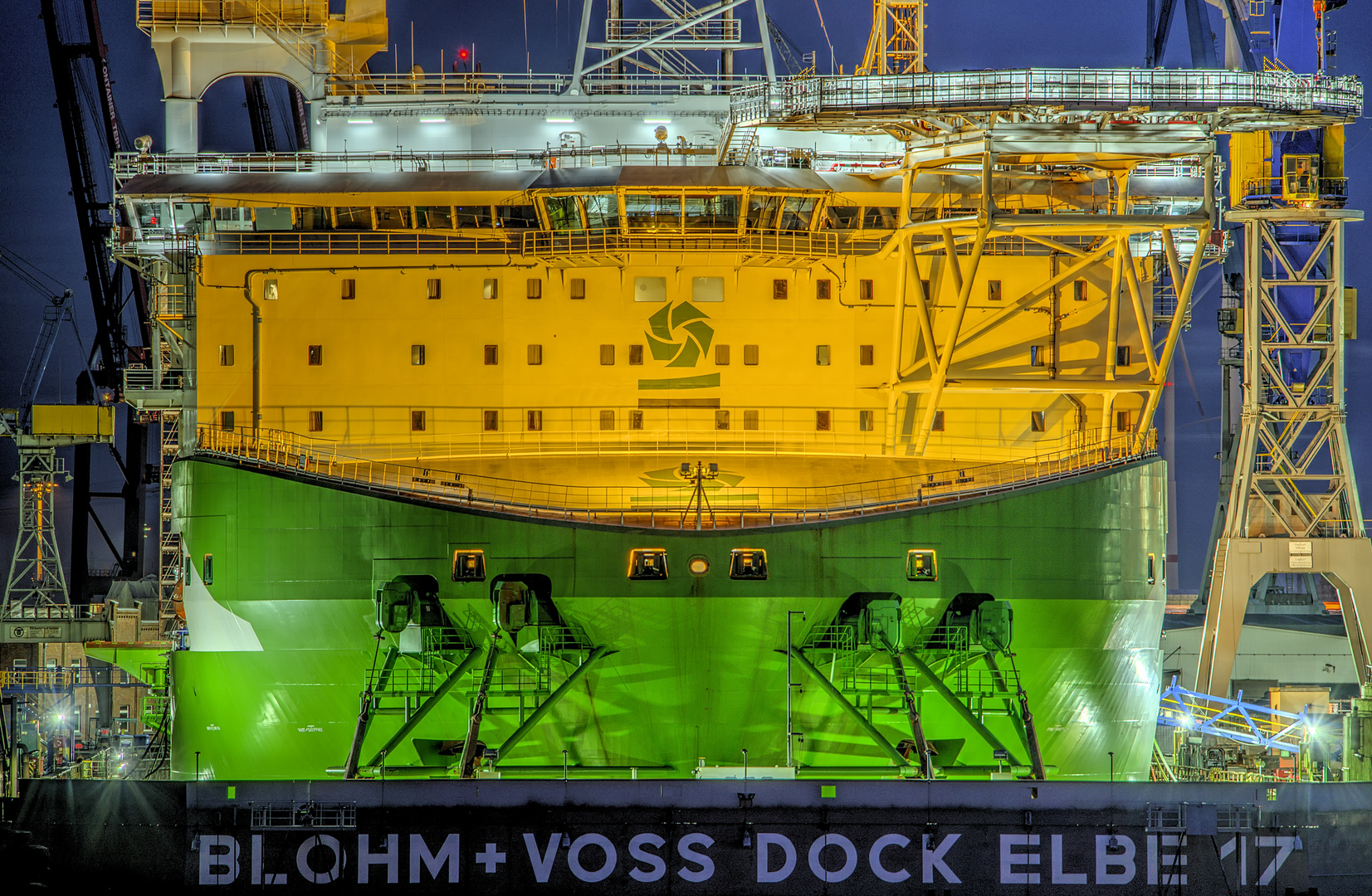 BLOHM + VOSS DOCK ELBE 17 Foto & Bild world, dokumentation, nacht Bilder auf