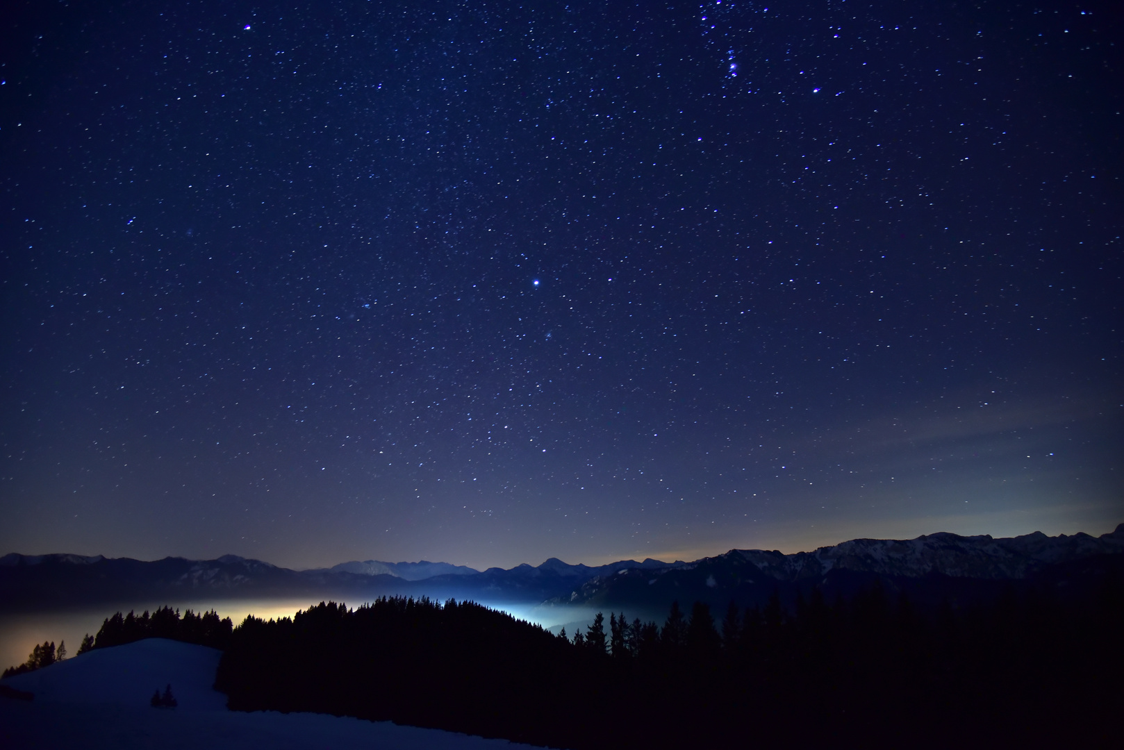 Blomberg bei nacht