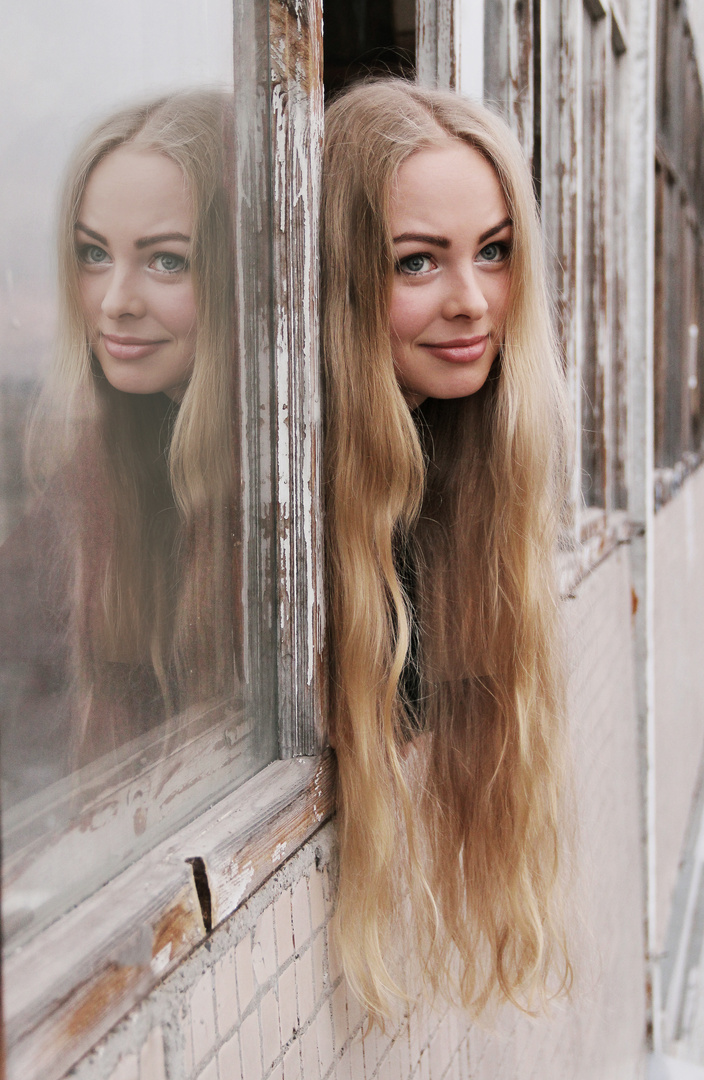 Blonde