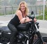 "Blonde Bikerin" ... von Rikki und Winni 