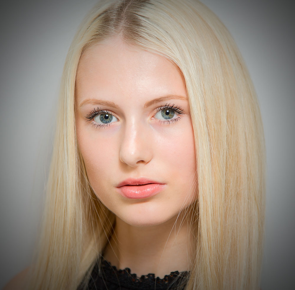 Blondy Foto & Bild portrait, indoor, blond Bilder auf