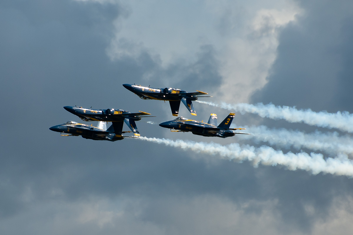 Blue Angels, practicing inverted flight