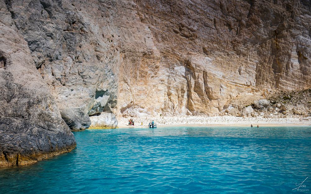 Blue Caves bei Porto Vromi