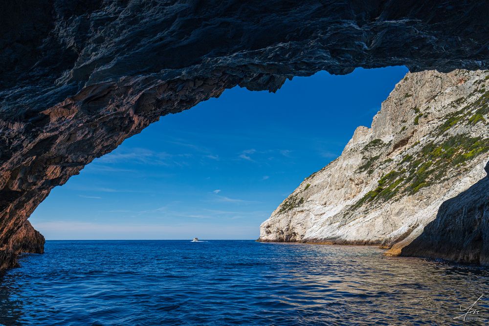 Blue Caves bei Porto Vromi