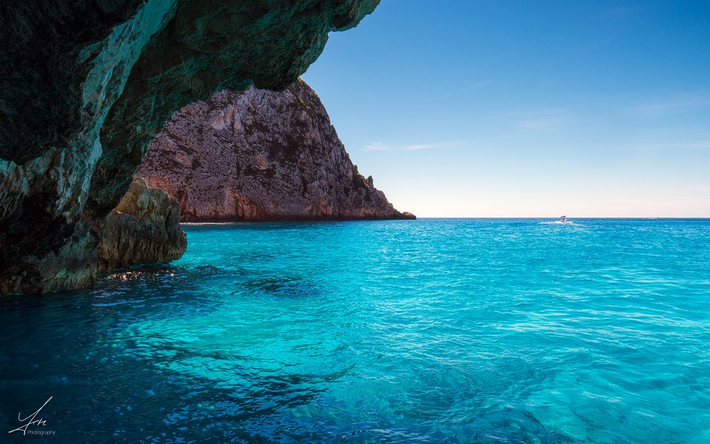 Blue Caves bei Porto Vromi