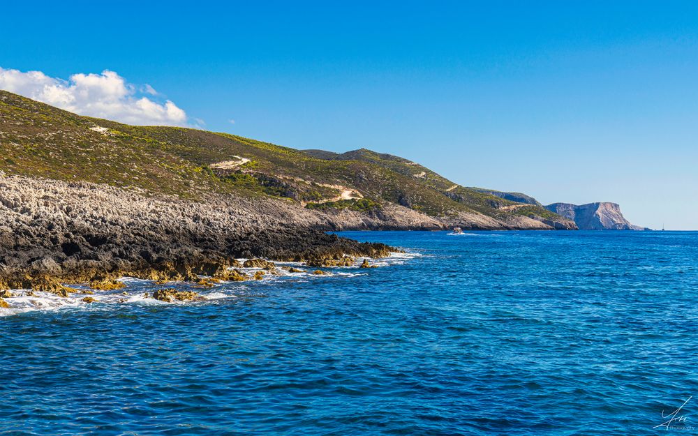 Blue Caves bei Porto Vromi