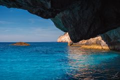 Blue Caves bei Porto Vromi