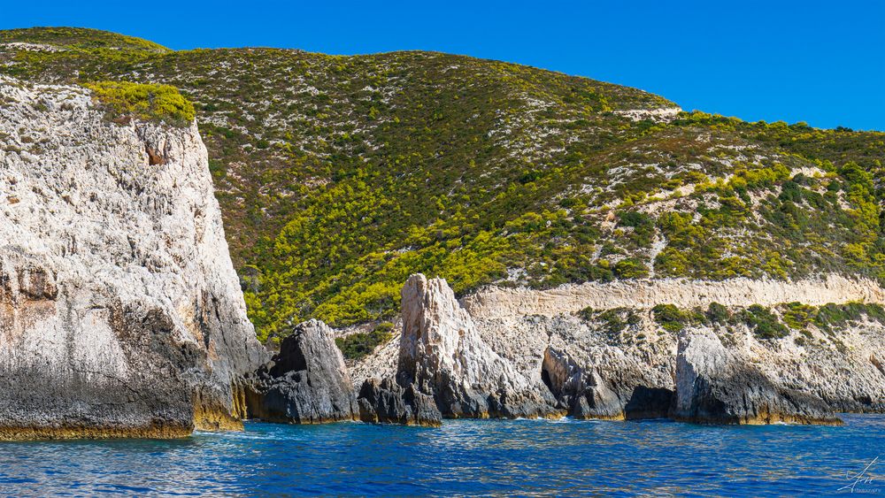 Blue Caves bei Porto Vromi