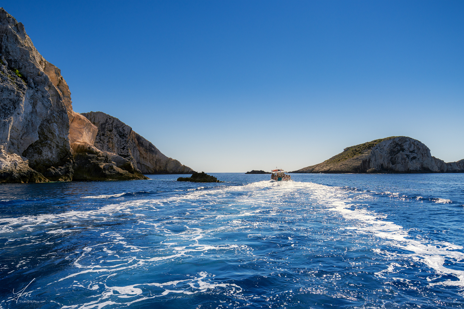 Blue Caves bei Porto Vromi