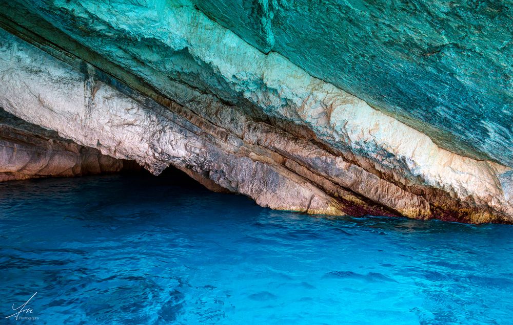 Blue Caves bei Porto Vromi