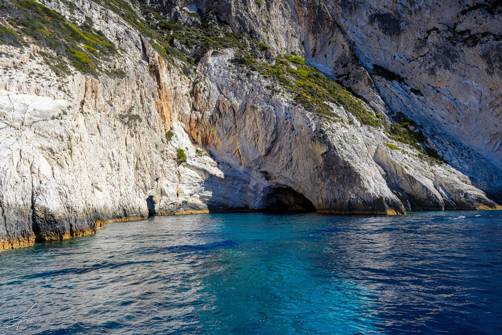 Blue Caves bei Porto Vromi