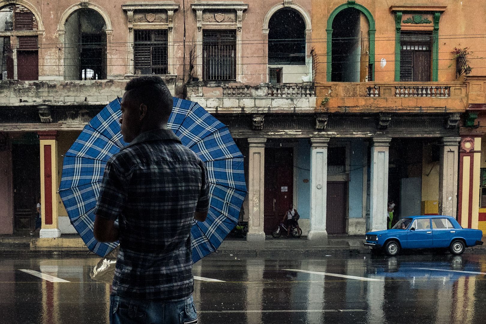 Blue Day in Havana