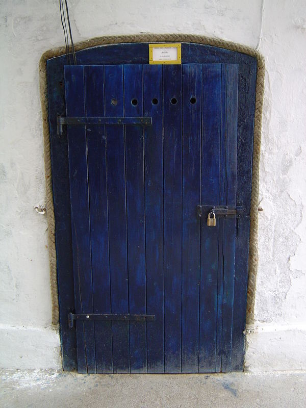 BLUE DOOR by the SEA by Philipp Daublebsky