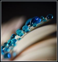 [blue-drops]