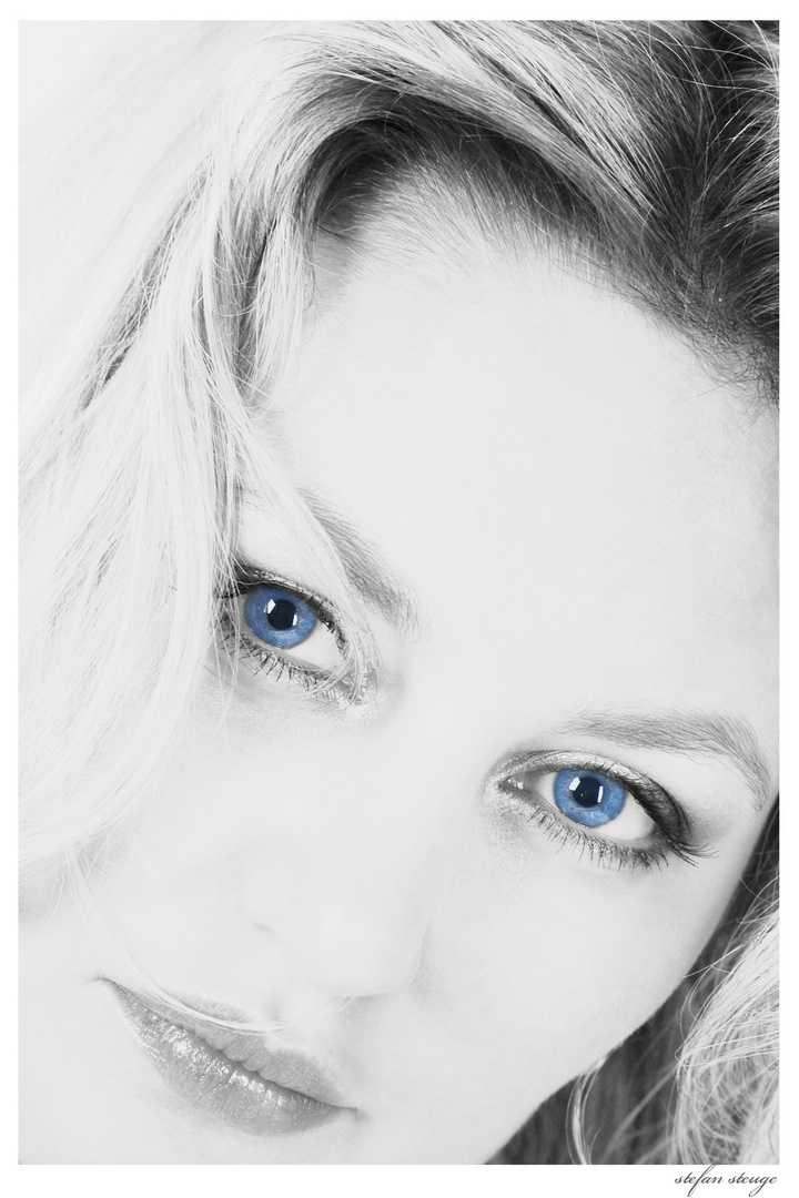 blue eyes
