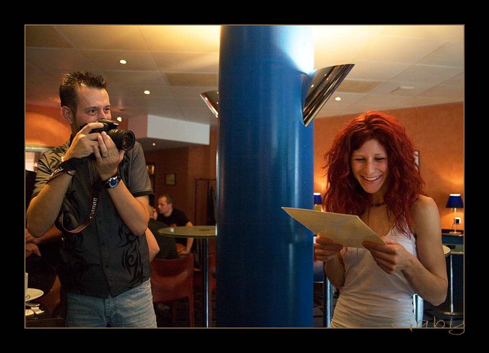 blue fox, red hair und ein paparazzi :-)