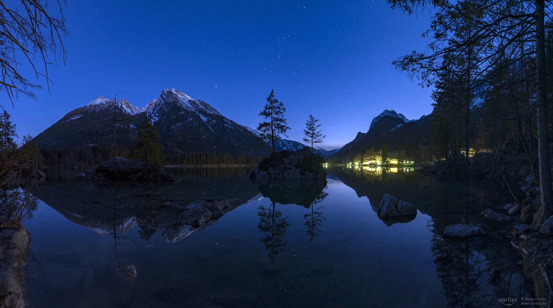 Blue hour at Hintersee