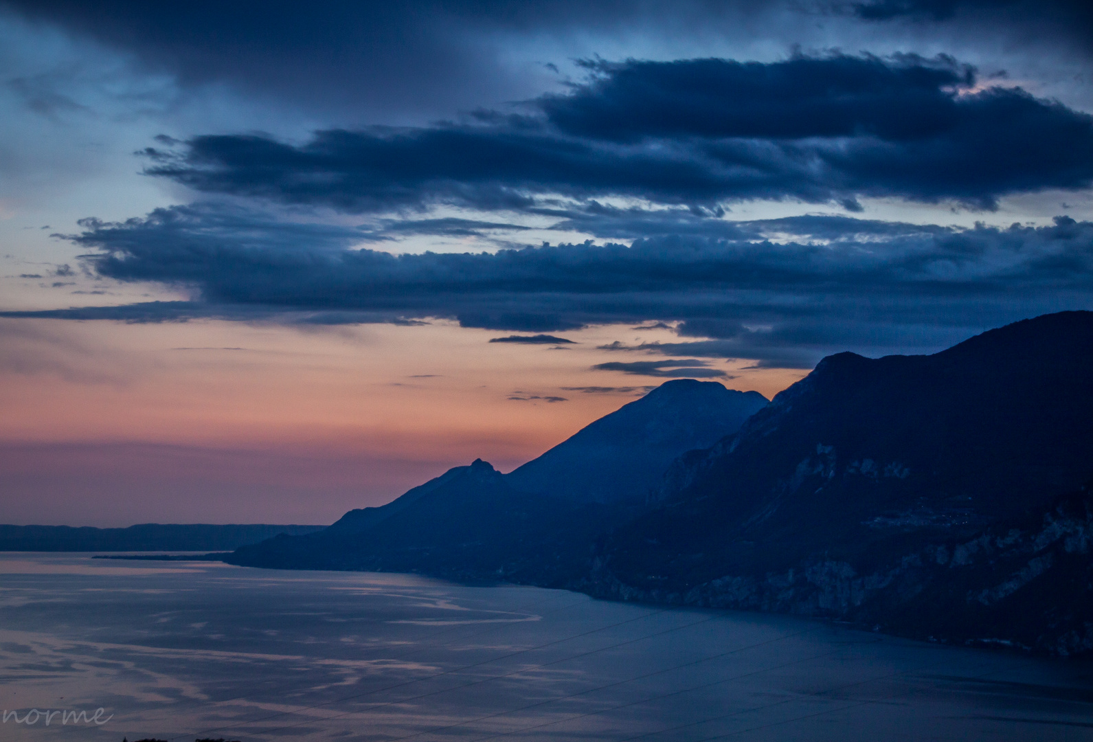 Blue hour at the Lago di Garda