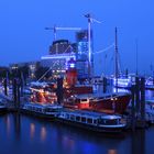 Blue Hour, Blue Port