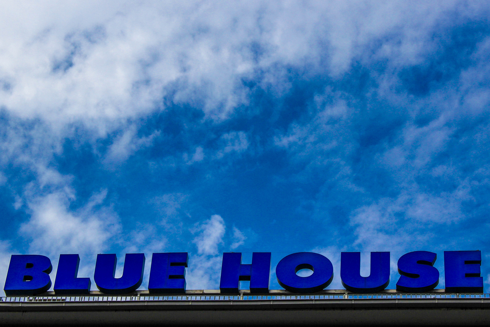 Blue House ...